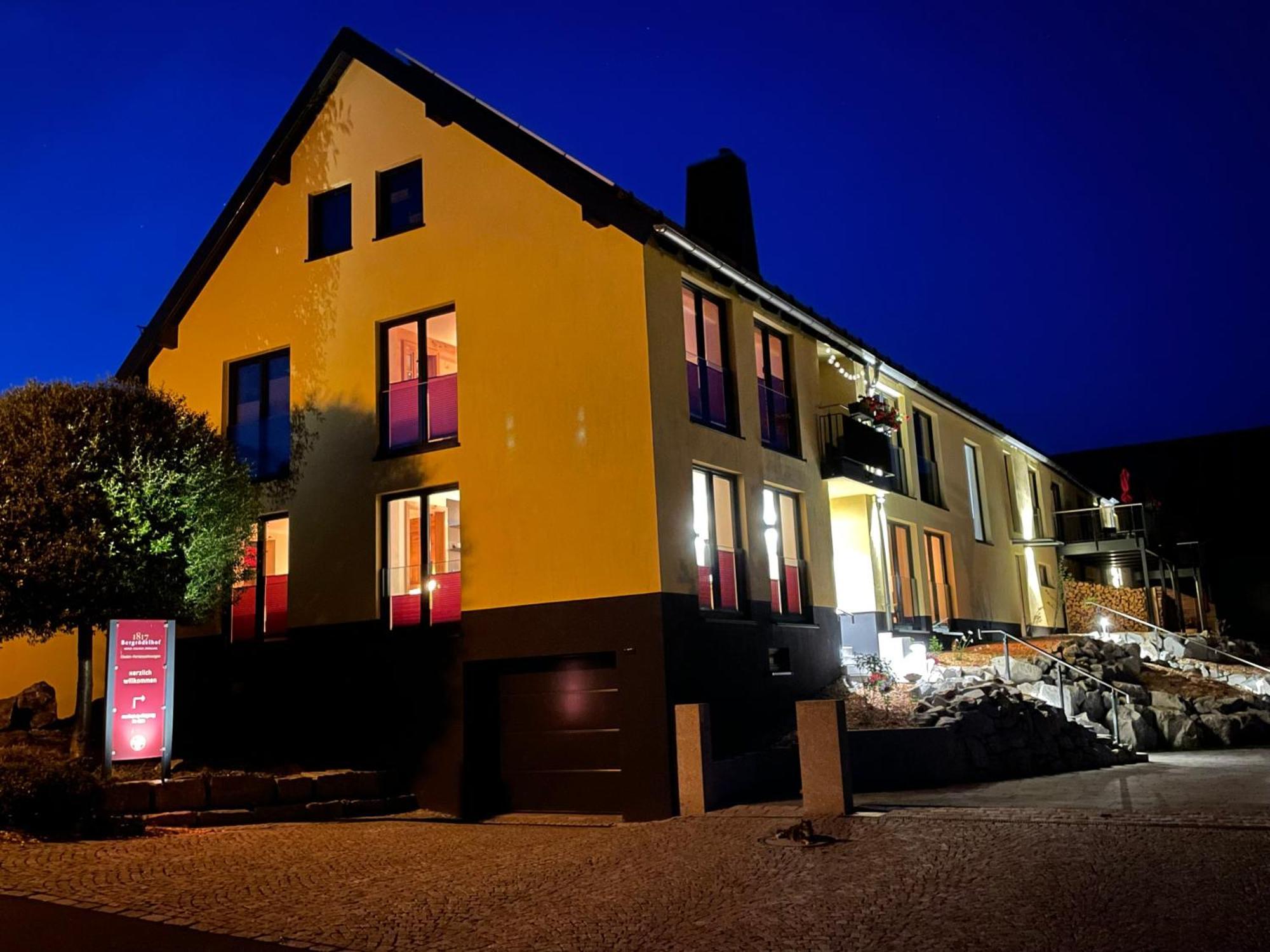 Chalet-Ferienwohnung Giebeltraum, 115 Qm, Wellness/Fitness/Sauna - Bergroedelhof Feilitzsch Exterior photo